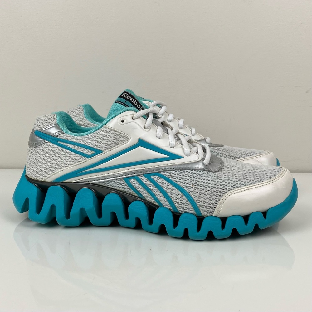 Reebok Women’s ZigTech White & Blue Athletic Training Shoes Size 8.5